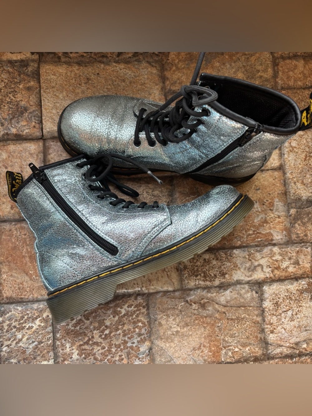 Dr. Martens Metallic Disco Crinkle Lace-Up Ankle Boots size 5 youth